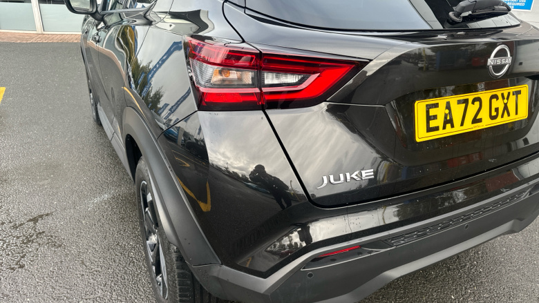 Nissan Juke 1.0 DiG-T 114 N-Connecta 5dr DCT Petrol Hatchback